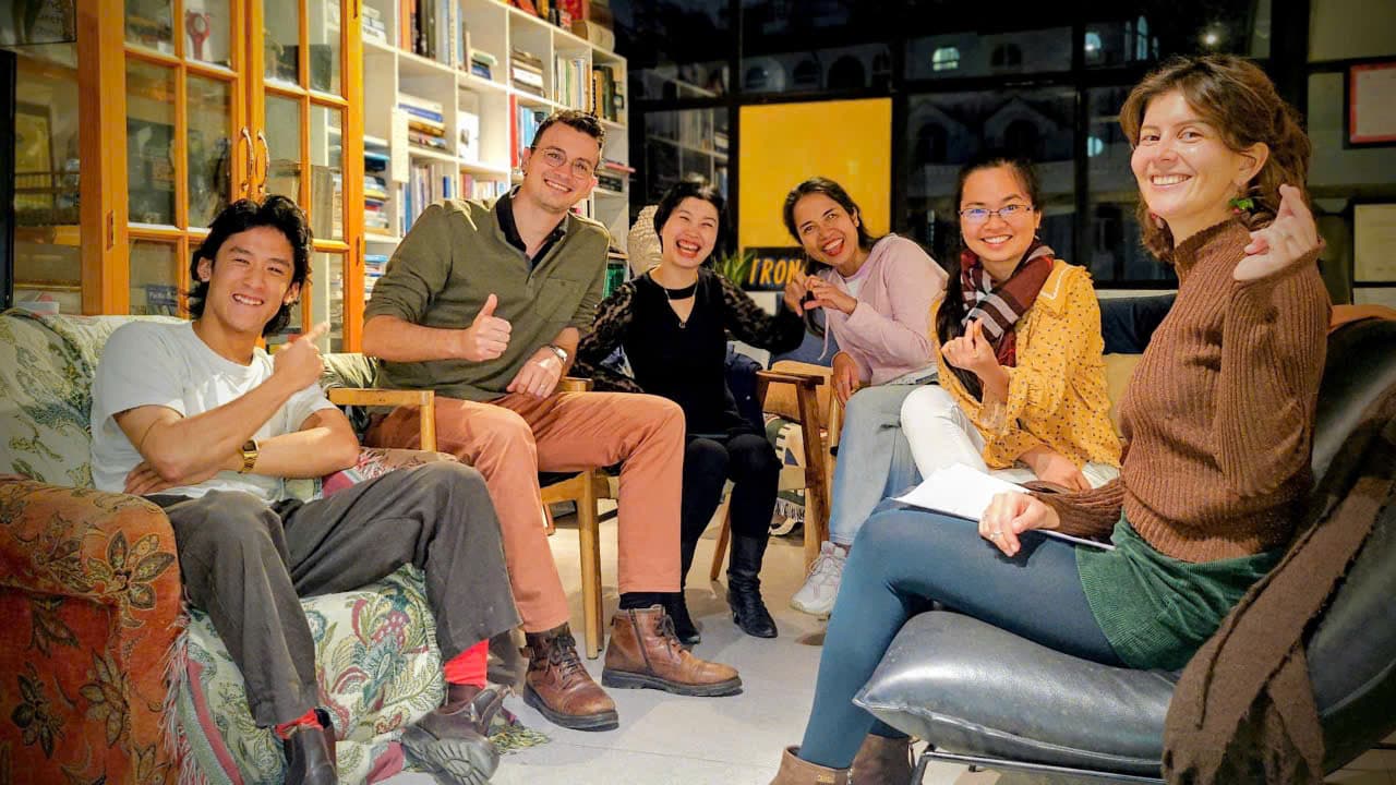 Revive your French with the song "Dès que le printemps revient" - Singing practice in French