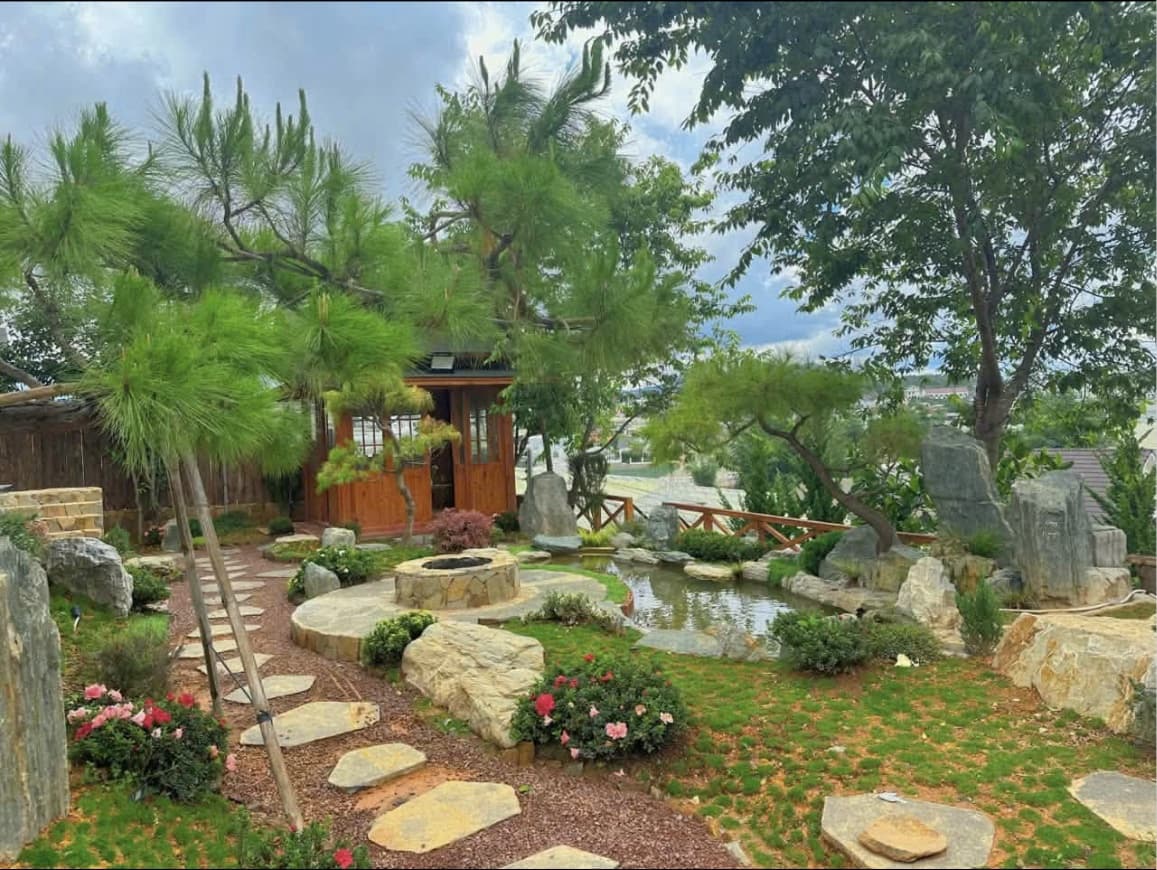 Two-Bedroom Apartment with Japanese Garden