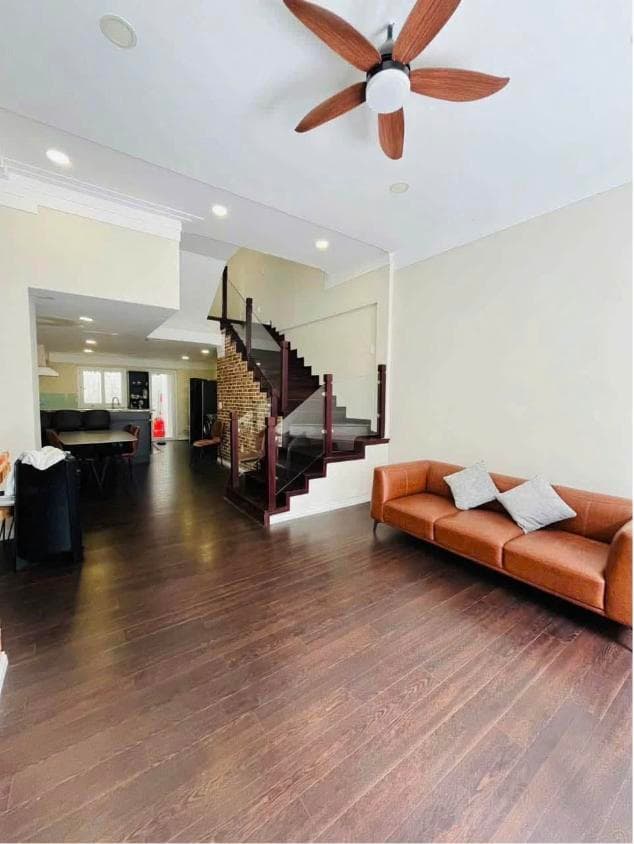 Four-Bedroom House on Phu Dong Thien Vuong